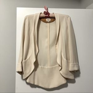 Aritzia Wilfred blazer size 4